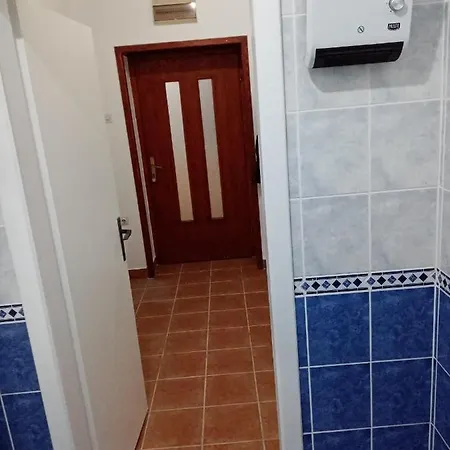 Dragulj 2 Apartment Kula